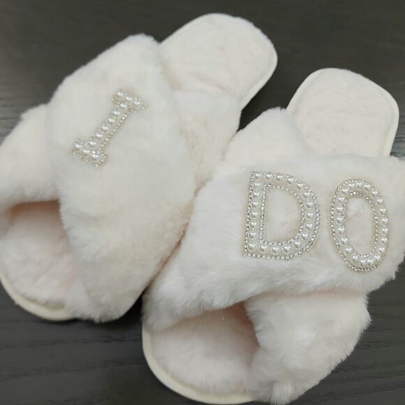 Wedding I Do Bride Slippers Size 40-41 Ivory Slip On Fluffy Wedding Anniversary - Picture 4 of 12